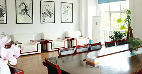 公司資本逐步積累，管理趨于成熟，年產(chǎn)業(yè)績邁新臺階